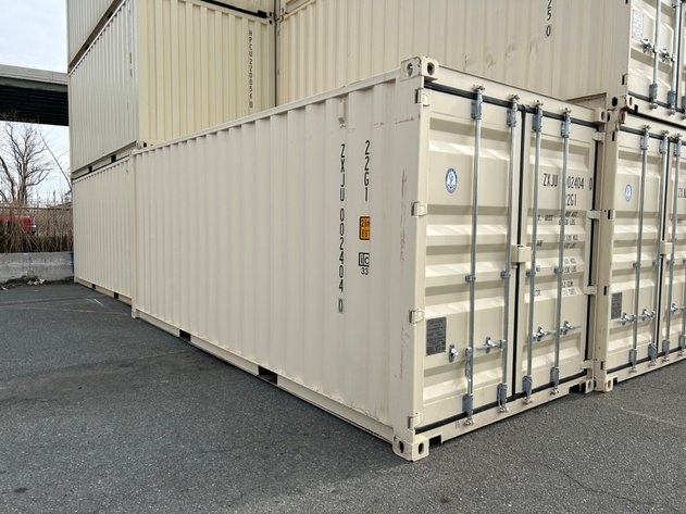 New 20’ Sea Containers