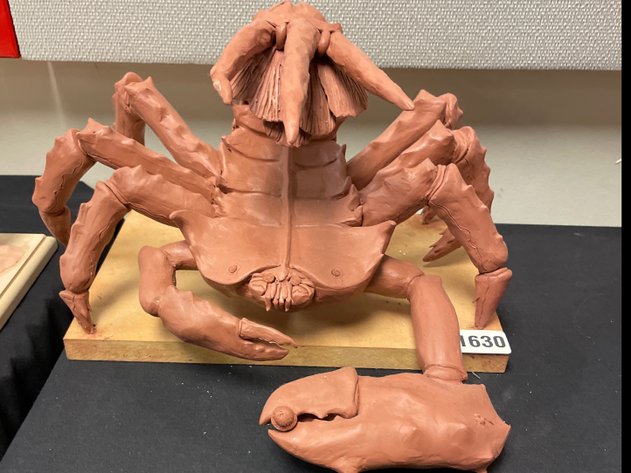 Large crab sculpture