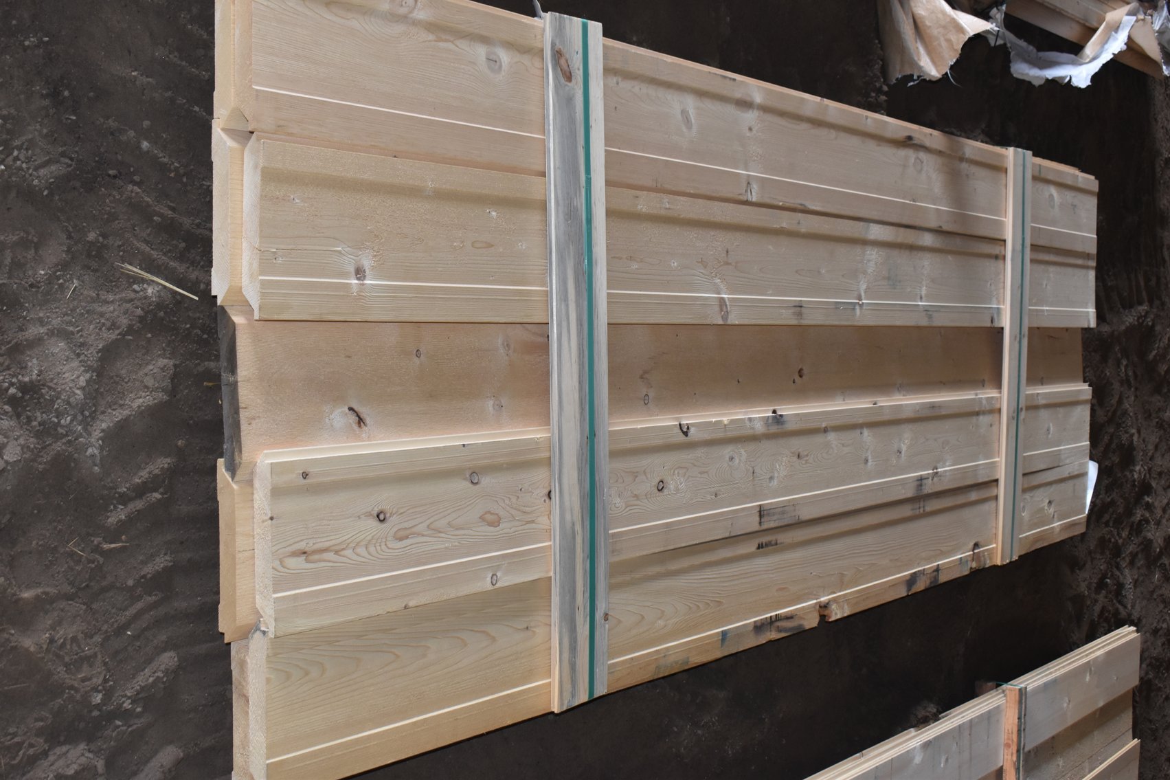 Surplus Lumber: Red Oak Flooring, Timbers, T&G, Composite Decking, Hardware